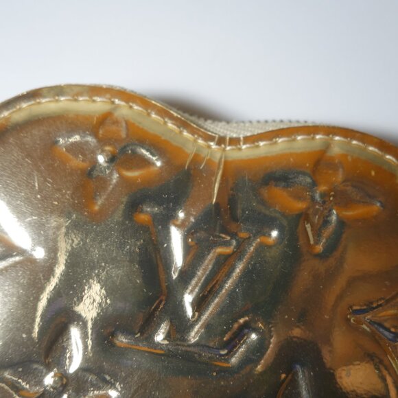 Louis Vuitton Vernis Patent Leather Miroir Heart Coin Purse, Sz 4 in x 4.25 in - Picture 3 of 16